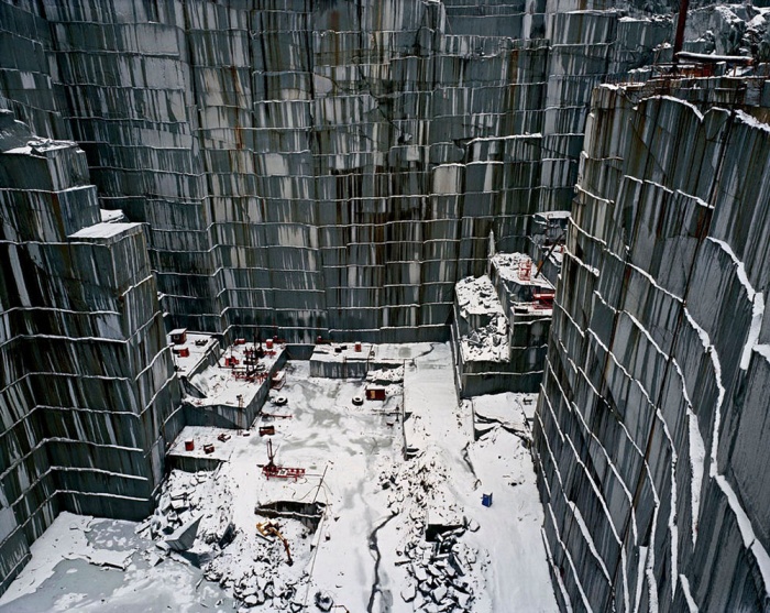 manufactured_landscapes-p