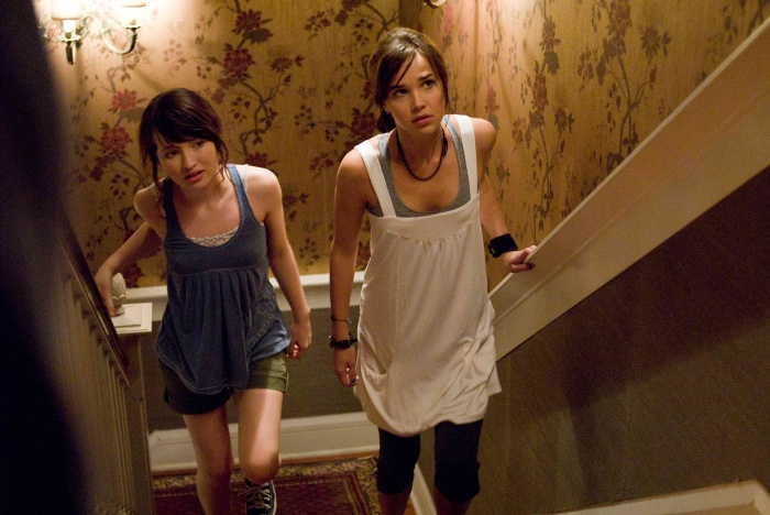 tale_of_two_sisters-p